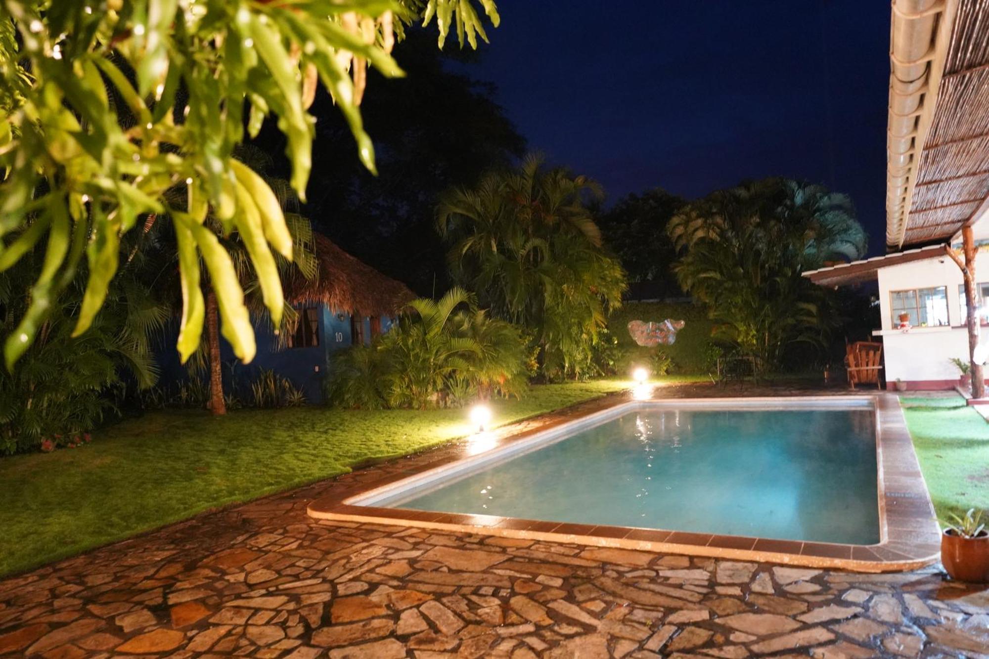 Hotel Mariposa León Εξωτερικό φωτογραφία